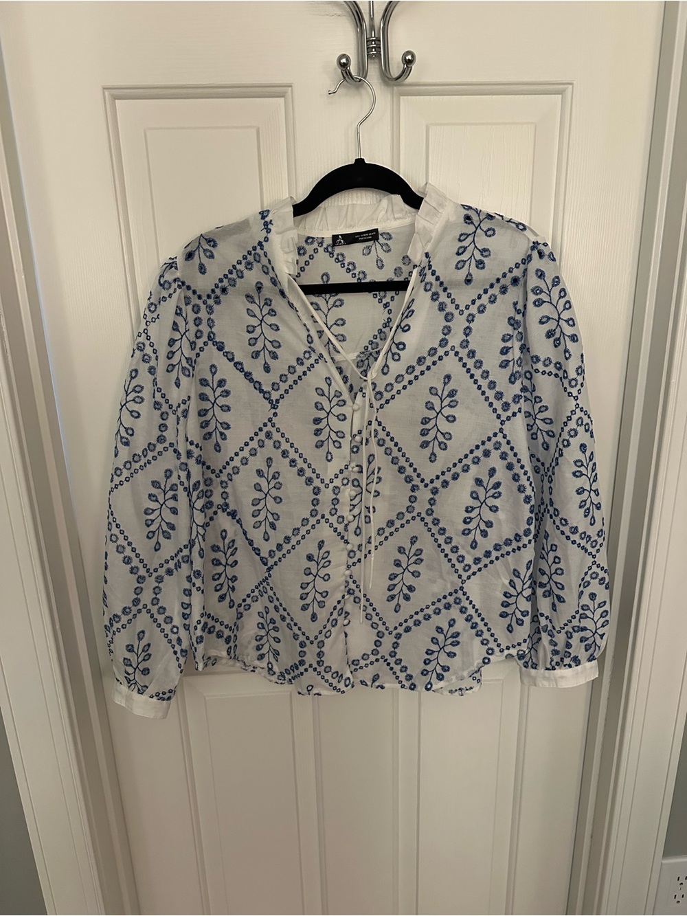Women’s White & Blue Embroidered Blouse - Size Large